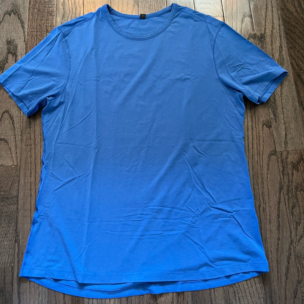 Lululemon shirt